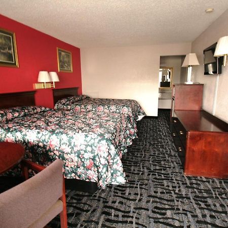 Economy Inn 哈迪维尔 外观 照片